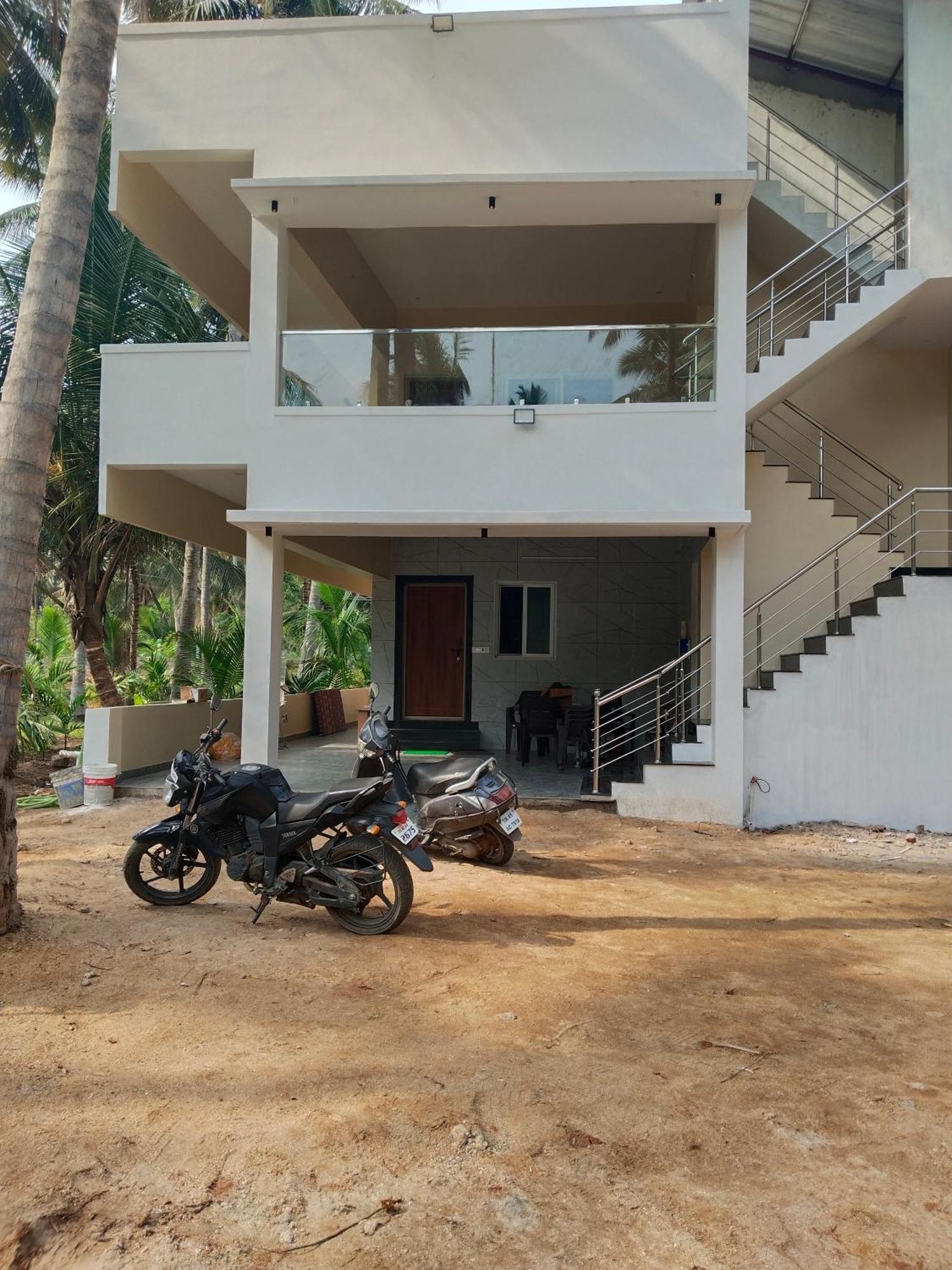 Pollāchi Limra Farm House מראה חיצוני תמונה